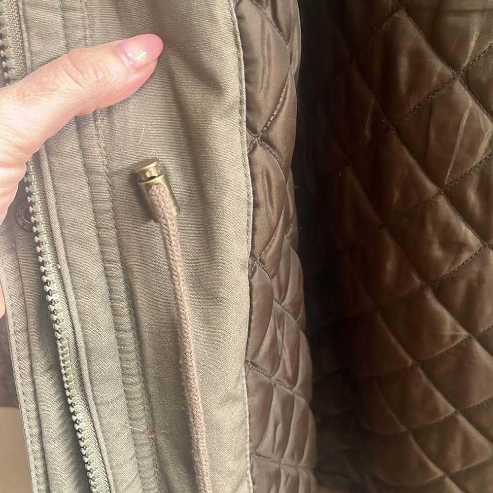 Winter coat - Picture 5 of 10